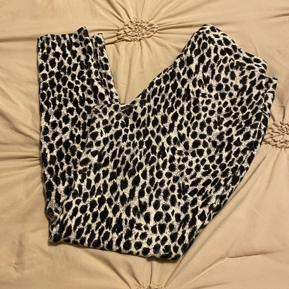Chicos leggings. SOLD